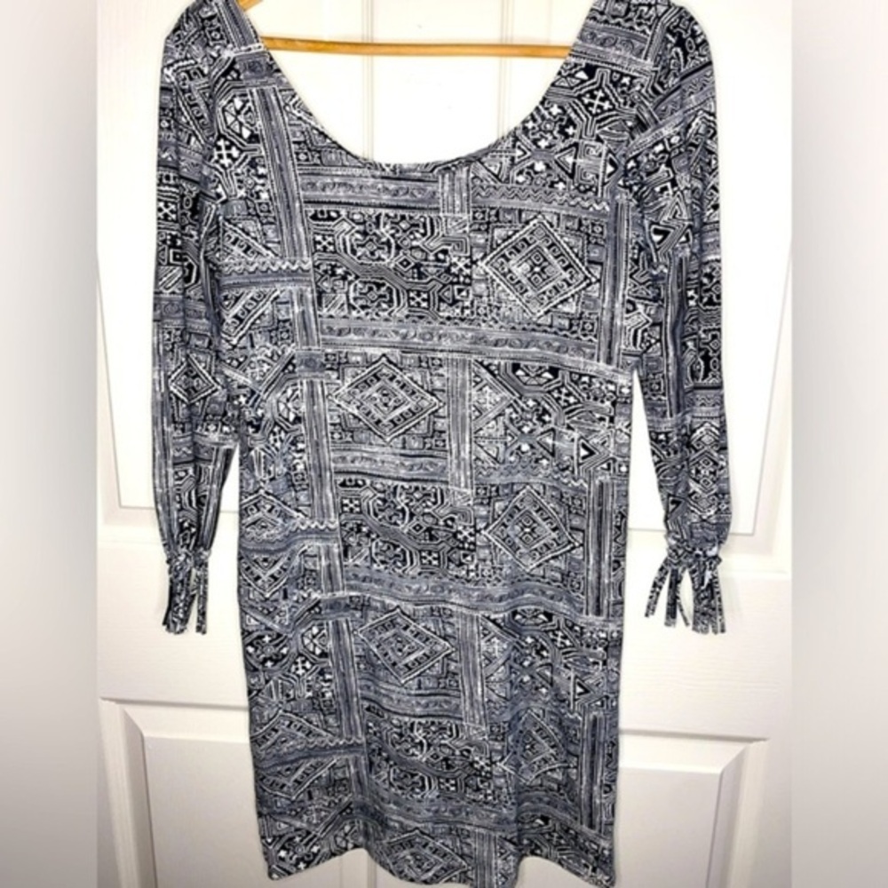 Billabong For the Love Dress Black White Boho Fringe Sleeves Southwestern Print